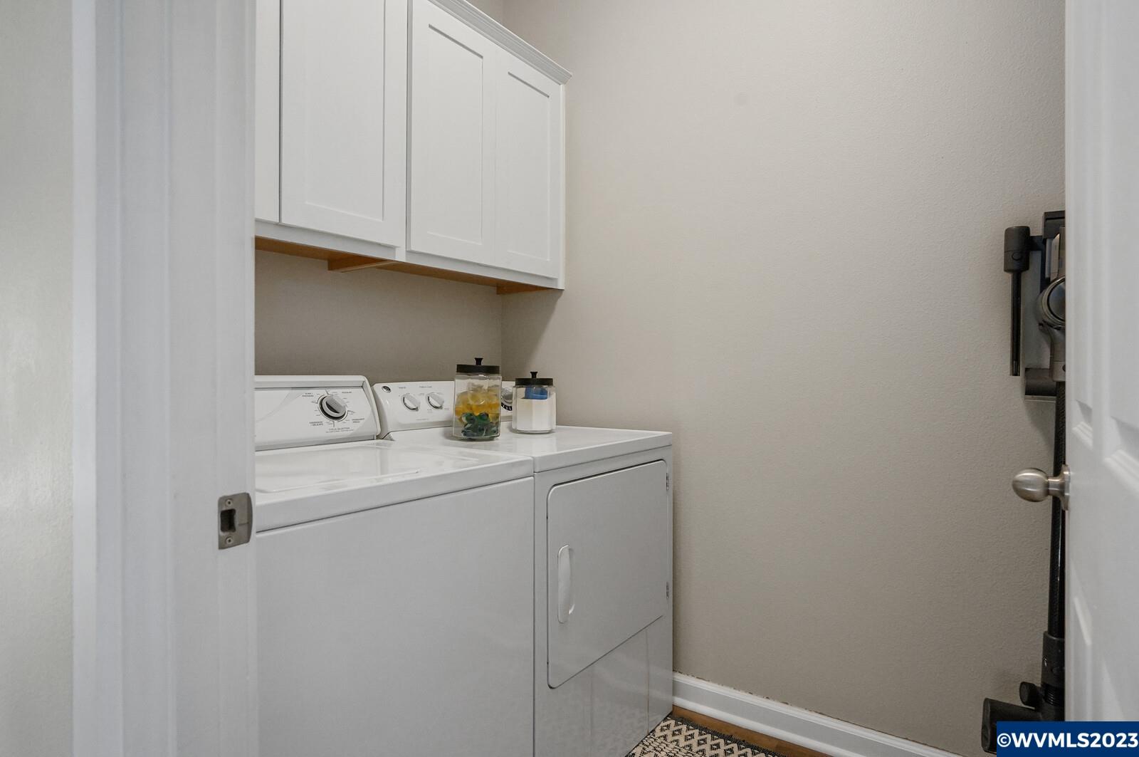 4493 Aztec Loop Northeast Albany, OR 97321 - Photo 10 of 42 Gallery Image 10