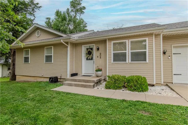 $240,000 | 604 Lake Road, Garden City, MO 64747