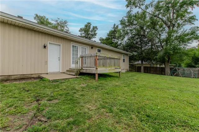 $240,000 | 604 Lake Road, Garden City, MO 64747