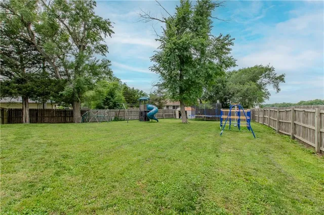 $240,000 | 604 Lake Road, Garden City, MO 64747