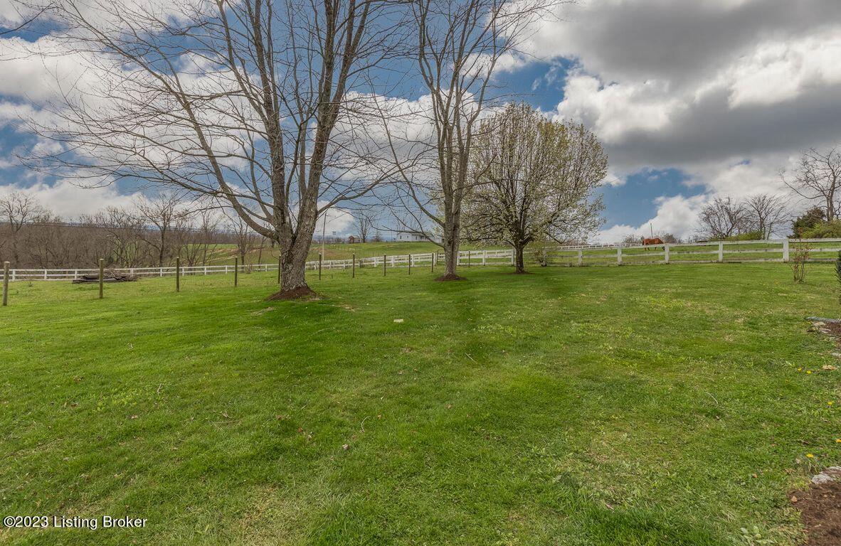 1489 White Conkwright Road Winchester, KY 40391 - Photo 36 of 53 20
