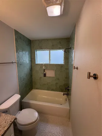 $2,100 | 1604 West 40th Street, Unit B, Austin, TX 78756