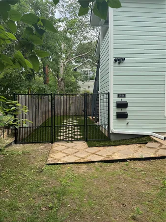 $2,100 | 1604 West 40th Street, Unit B, Austin, TX 78756