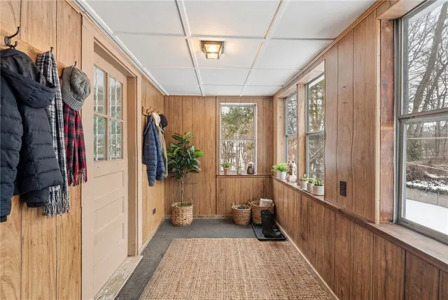 $374,900 | 92 Rockland Avenue, Woonsocket, RI 02895