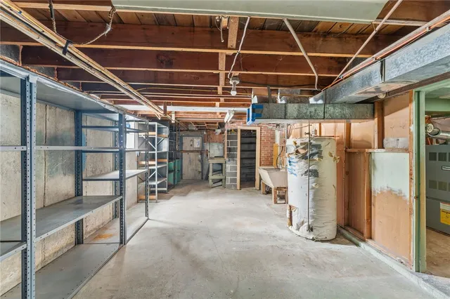 $374,900 | 92 Rockland Avenue, Woonsocket, RI 02895