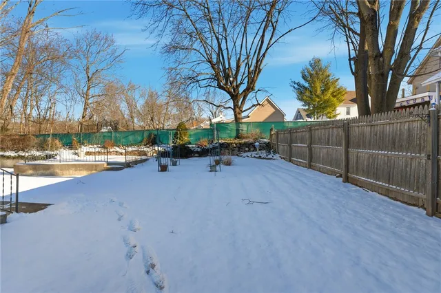 $374,900 | 92 Rockland Avenue, Woonsocket, RI 02895