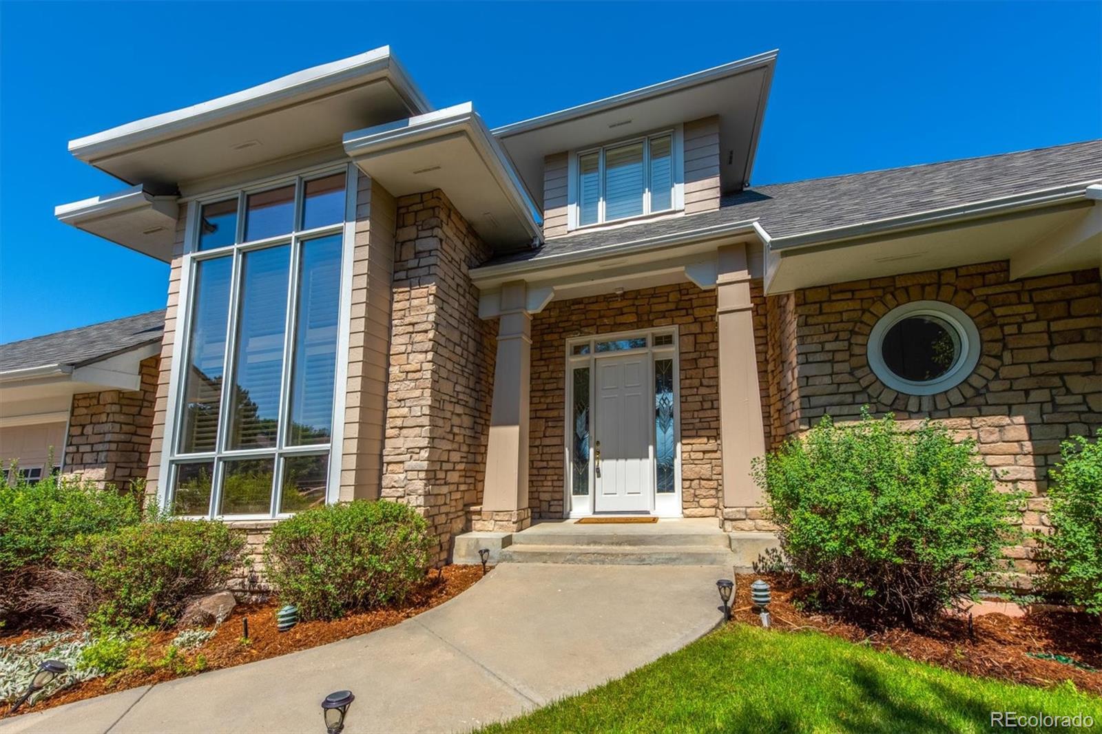 2043 Buchanan Point Lafayette, CO 80026 - Photo 2 of 50