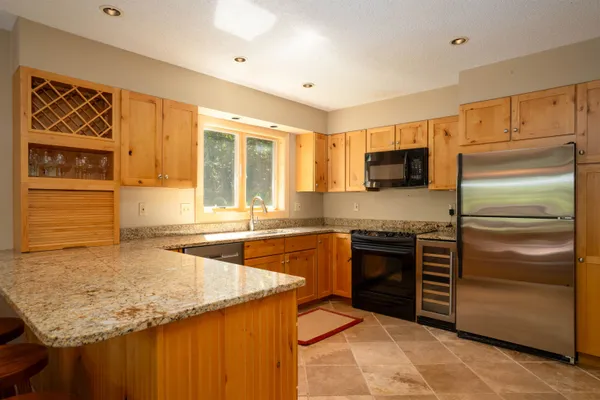 $829,000 | 13 Betty Johnson Lane, Winhall, VT 05340