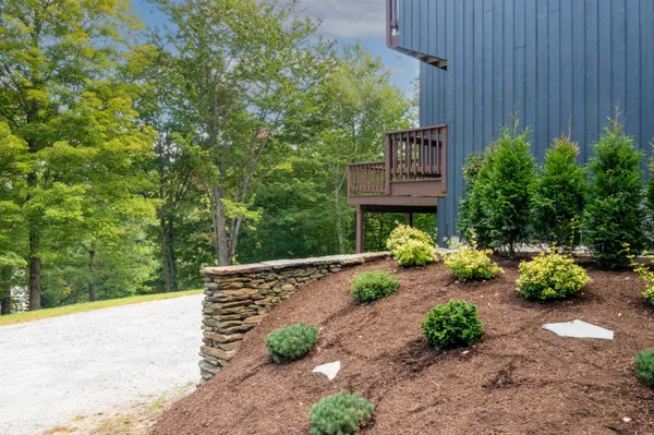 $829,000 | 13 Betty Johnson Lane, Winhall, VT 05340