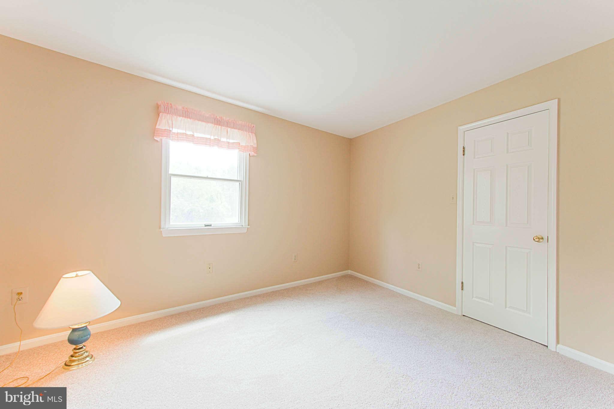 11905 Appling Valley Road Fairfax, VA 22030 - Photo 29 of 29 Bedroom (Master)