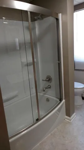 $1,400 | 310 Tecumseh Street, Unit 3, Fall River, MA 02721