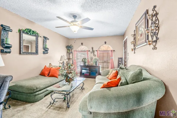 $185,000 | 2148 Oak Knoll Drive, Baton Rouge, LA 70815