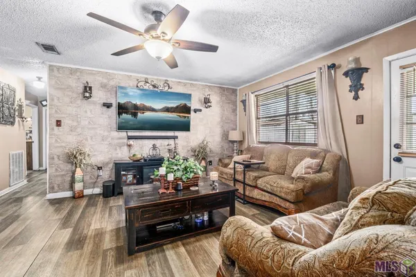 $185,000 | 2148 Oak Knoll Drive, Baton Rouge, LA 70815