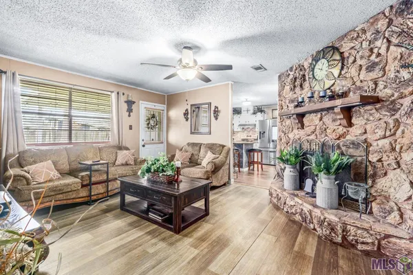 $185,000 | 2148 Oak Knoll Drive, Baton Rouge, LA 70815