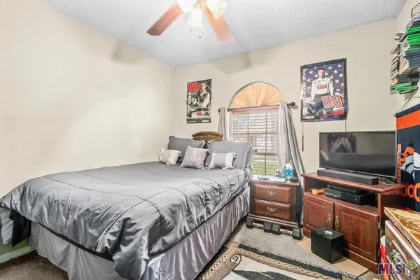 $185,000 | 2148 Oak Knoll Drive, Baton Rouge, LA 70815