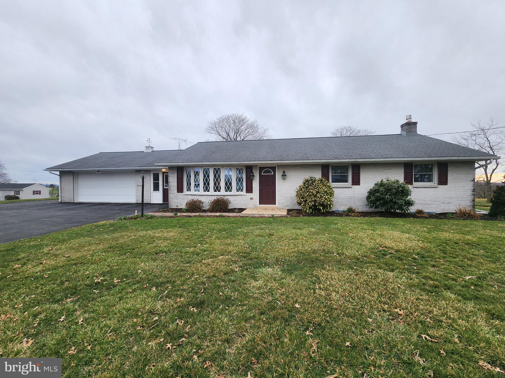 1847 Hossler Road Manheim, PA 17545 - Photo 2 of 61 Gallery Image 2