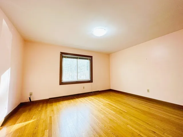 $4,500 | 5 Crest Drive West, Dover, MA 02030