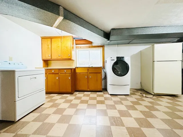 $4,500 | 5 Crest Drive West, Dover, MA 02030