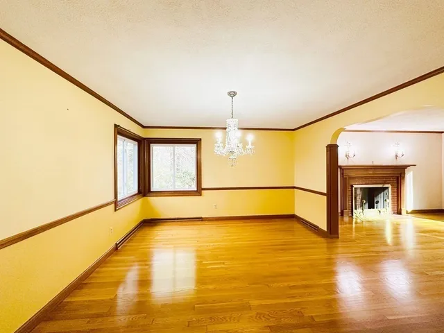 $4,500 | 5 Crest Drive West, Dover, MA 02030