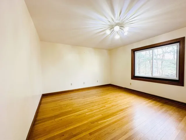 $4,500 | 5 Crest Drive West, Dover, MA 02030