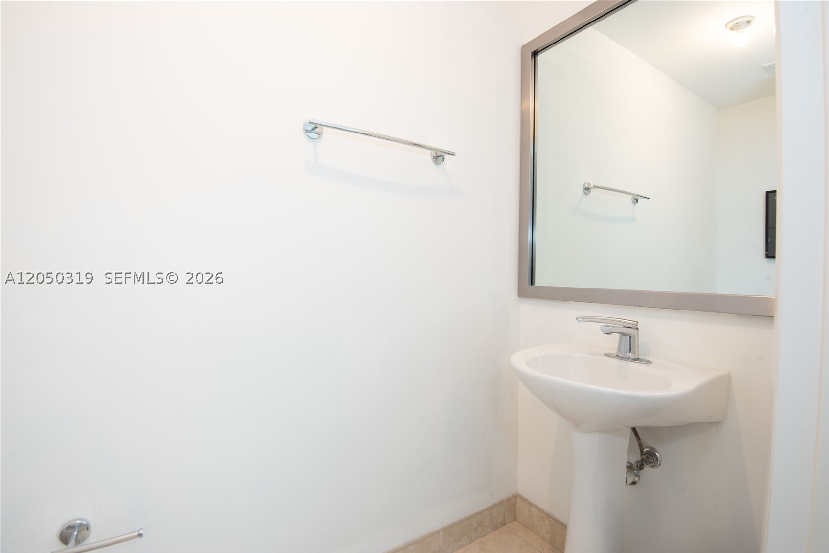 90 Southwest 3rd Street, Unit 2113 Miami, FL 33130 - Photo 19 of 36 Gallery Image 19