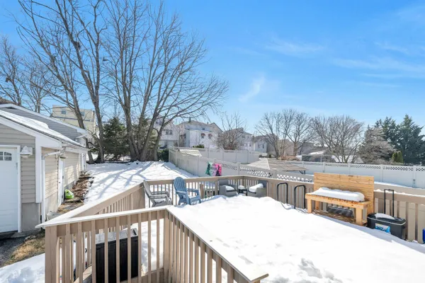 $3,300 | 632 Chase Avenue, Unit 2, Lyndhurst, NJ 07071