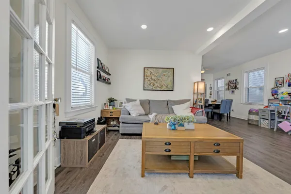 a view of a car in front of house