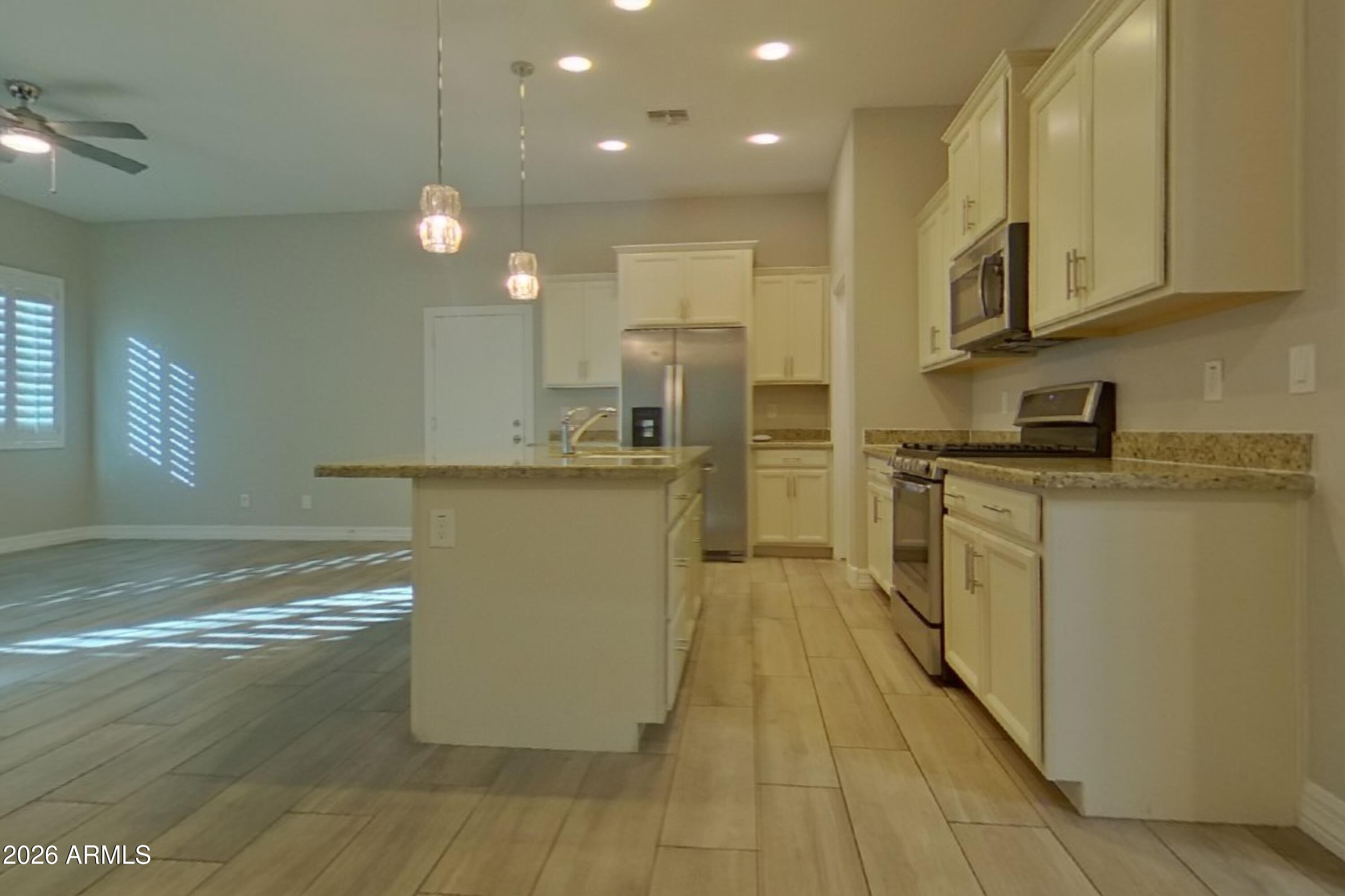 2467 North 149th Lane Goodyear, AZ 85395 - Photo 9 of 23 8_Image_9ulDwlahDp