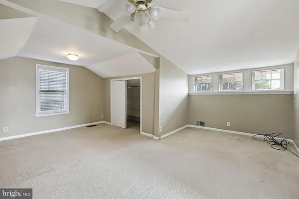 $1,025,000 | 2417 Washington Boulevard, Arlington, VA 22201