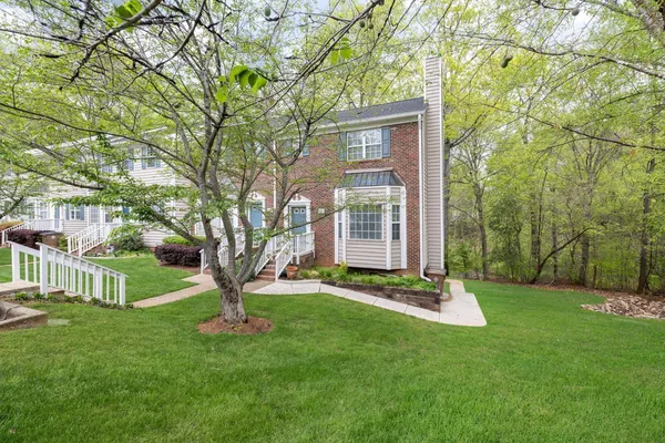 $1,400 | 327 Silverberry Court, Unit B, Cary, NC 27513
