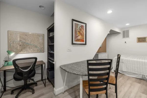 $1,400 | 327 Silverberry Court, Unit B, Cary, NC 27513