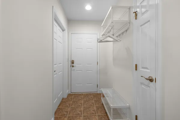 $1,400 | 327 Silverberry Court, Unit B, Cary, NC 27513