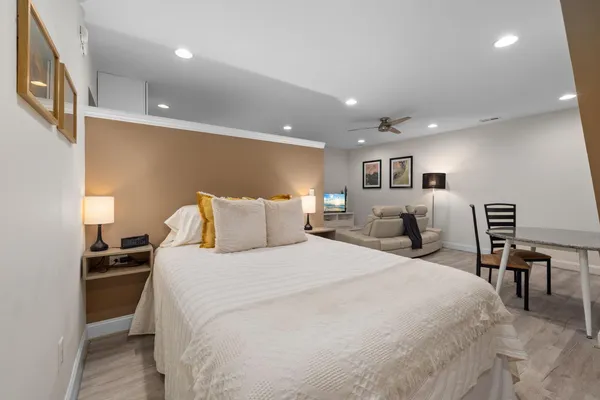 $1,400 | 327 Silverberry Court, Unit B, Cary, NC 27513