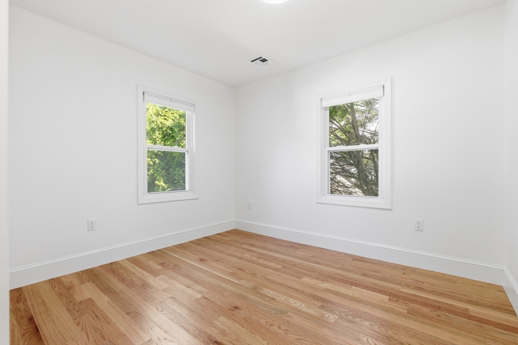 35 Williams Street Arlington, MA 02476 - Photo 13 of 20