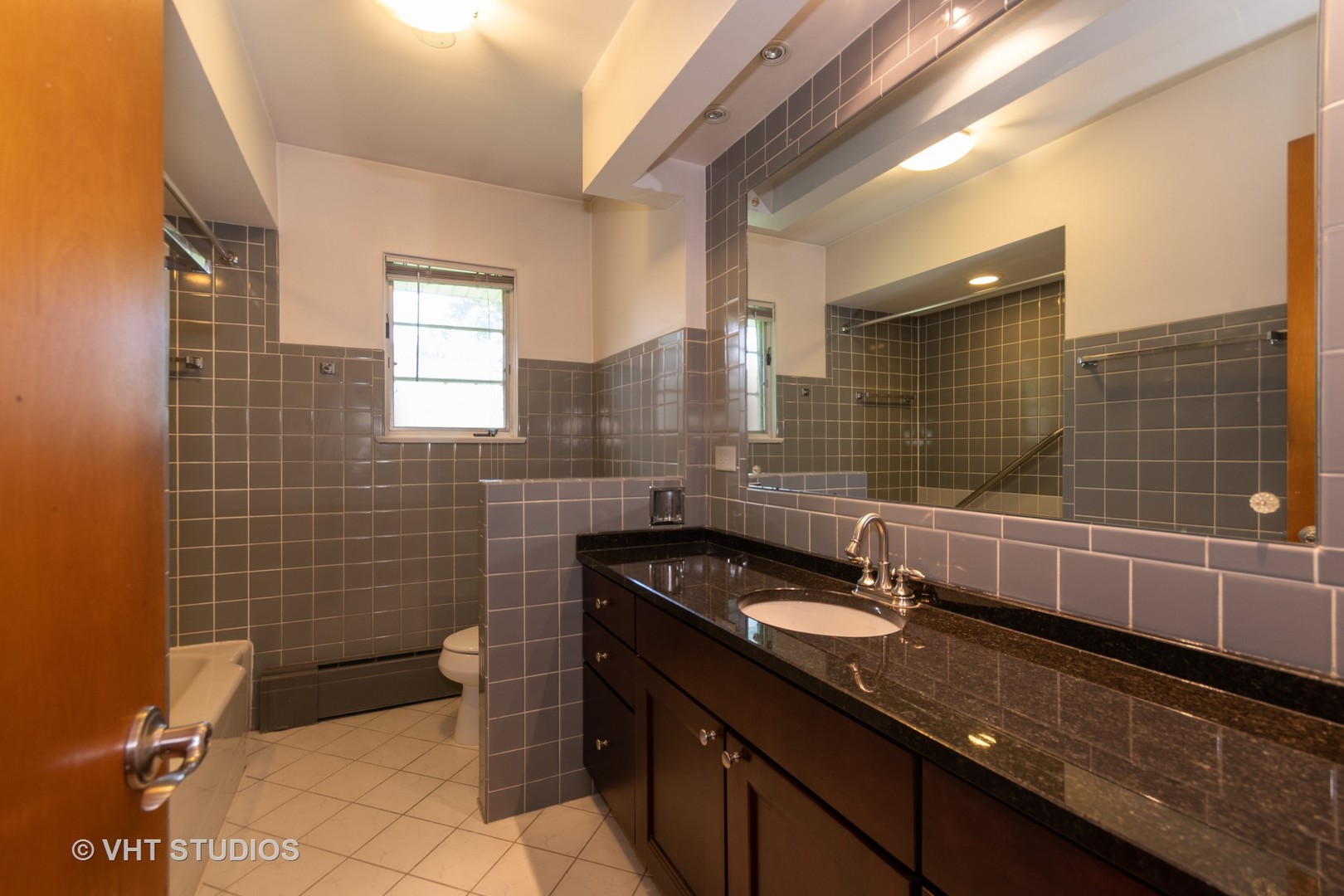 410 Prairie Avenue Naperville, IL 60540 - Photo 16 of 22