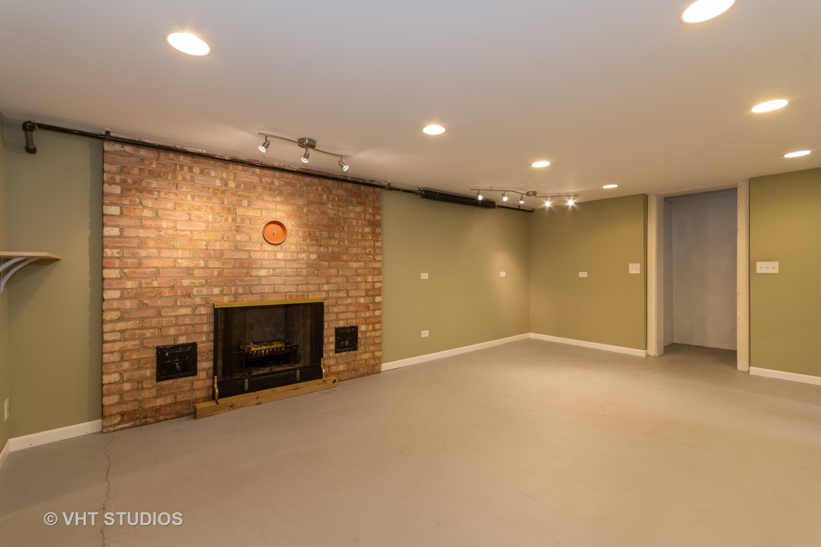 410 Prairie Avenue Naperville, IL 60540 - Photo 19 of 22