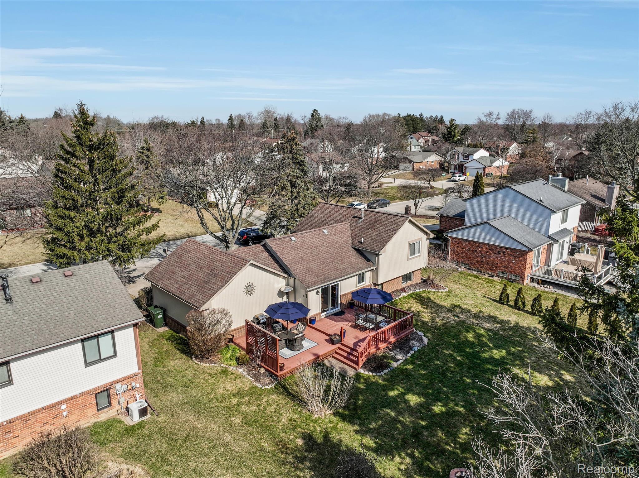 2063 Warrington Road Rochester, MI 48307 - Photo 29 of 32 Gallery Image 29