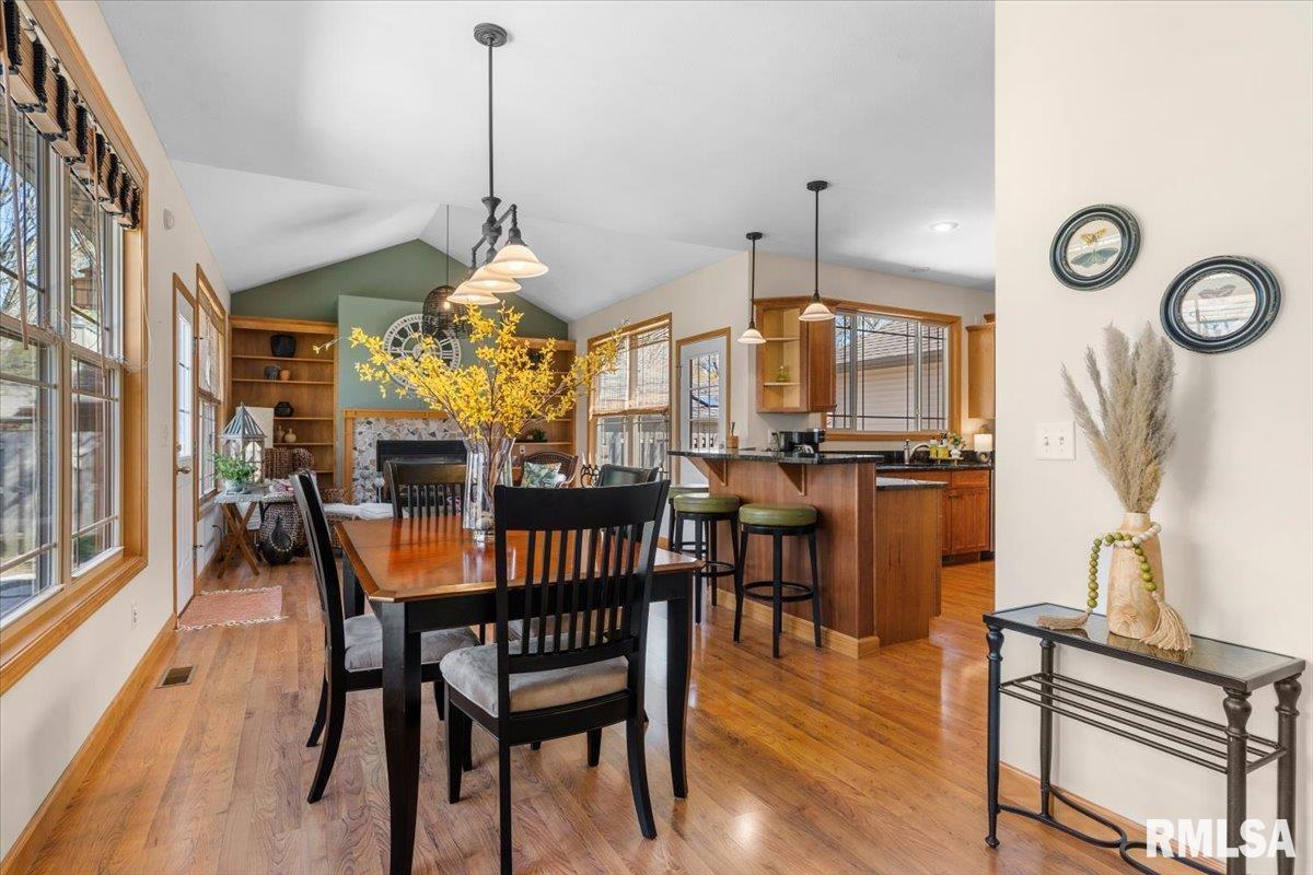 2211 Wydown Avenue Springfield, IL 62704 - Photo 13 of 48