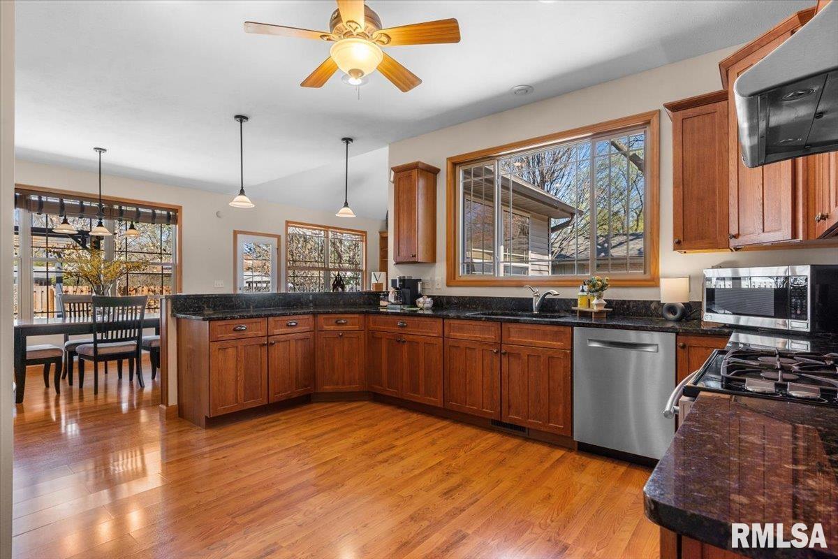 2211 Wydown Avenue Springfield, IL 62704 - Photo 18 of 48