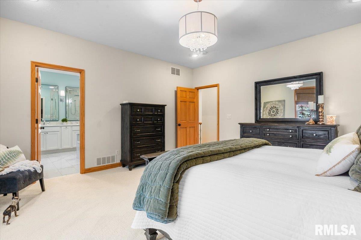 2211 Wydown Avenue Springfield, IL 62704 - Photo 25 of 48