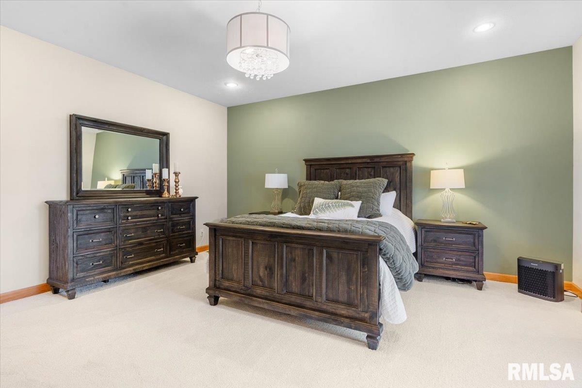 2211 Wydown Avenue Springfield, IL 62704 - Photo 27 of 48