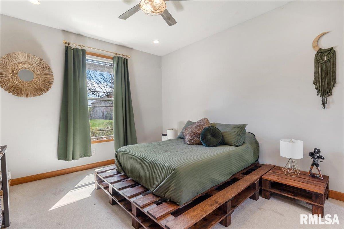 2211 Wydown Avenue Springfield, IL 62704 - Photo 32 of 48