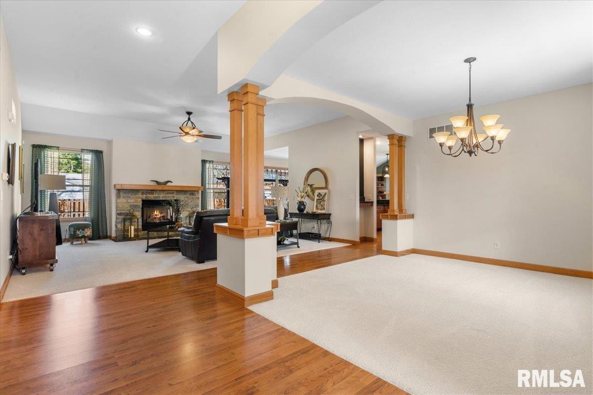 2211 Wydown Avenue Springfield, IL 62704 - Photo 5 of 48