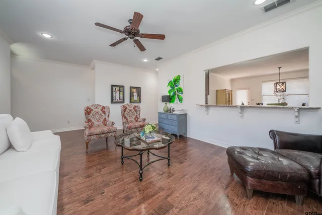 $2,250 | 5128 Koberlin Street, Tyler, TX 75703