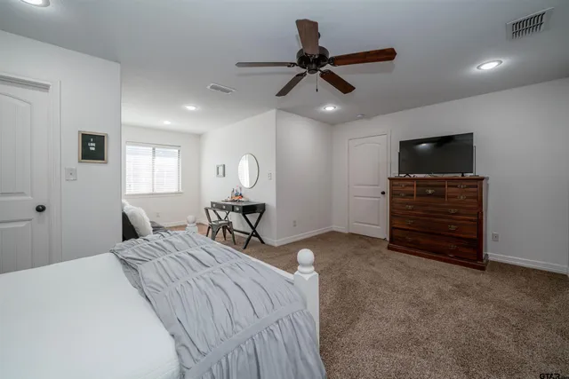 $2,250 | 5128 Koberlin Street, Tyler, TX 75703