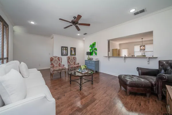 $2,250 | 5128 Koberlin Street, Tyler, TX 75703