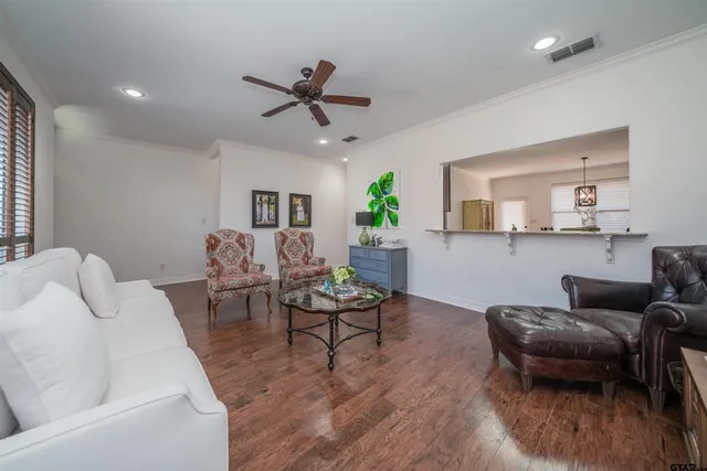 $2,250 | 5128 Koberlin Street, Tyler, TX 75703