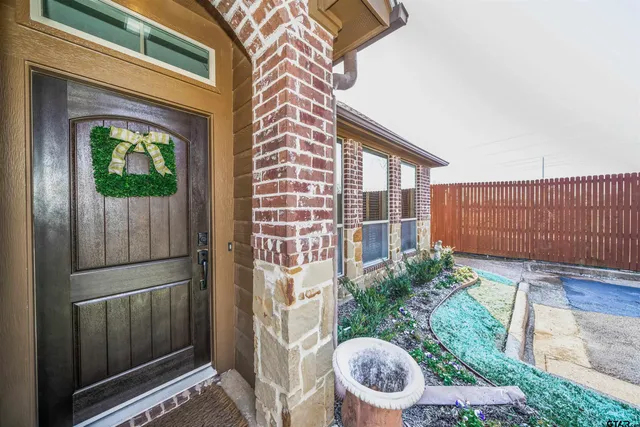 $2,250 | 5128 Koberlin Street, Tyler, TX 75703