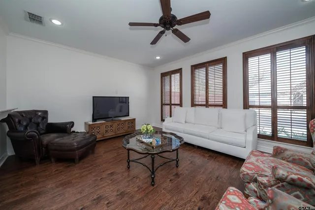 $2,250 | 5128 Koberlin Street, Tyler, TX 75703