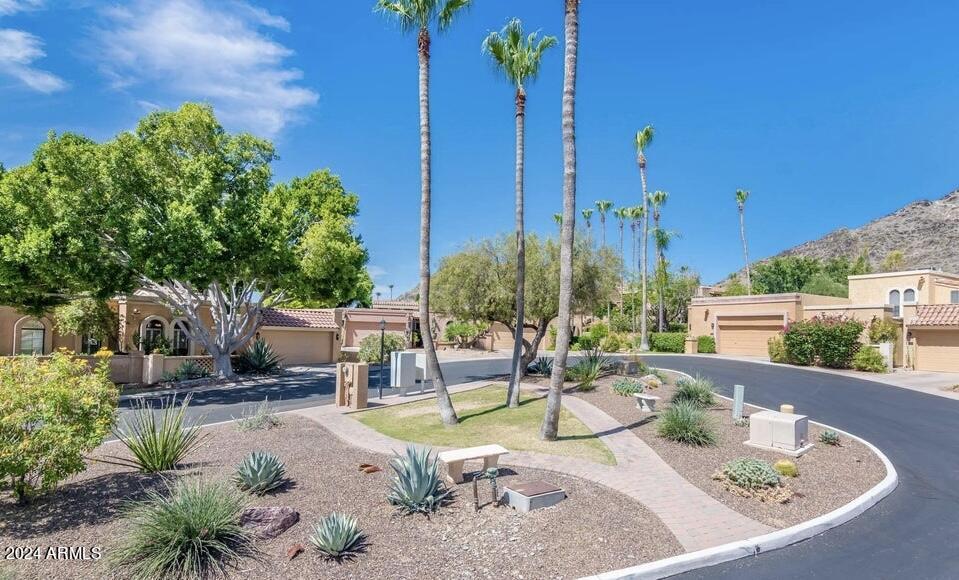 10606 North 8th Street Phoenix, AZ 85020 - Photo 5 of 25 a view of a swimming pool with a patio